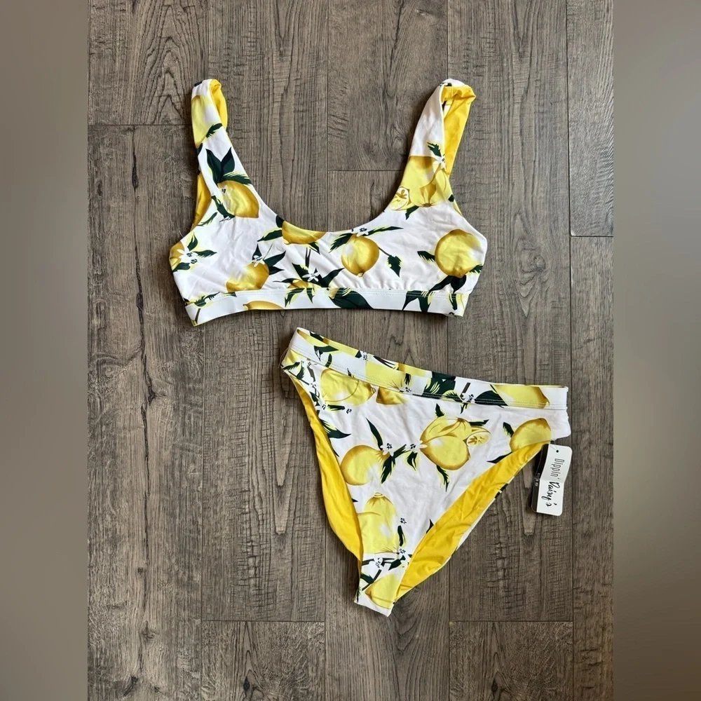 Dippin’ Daisy Lemon Triangle Cheeky Bikini Set- Size Large